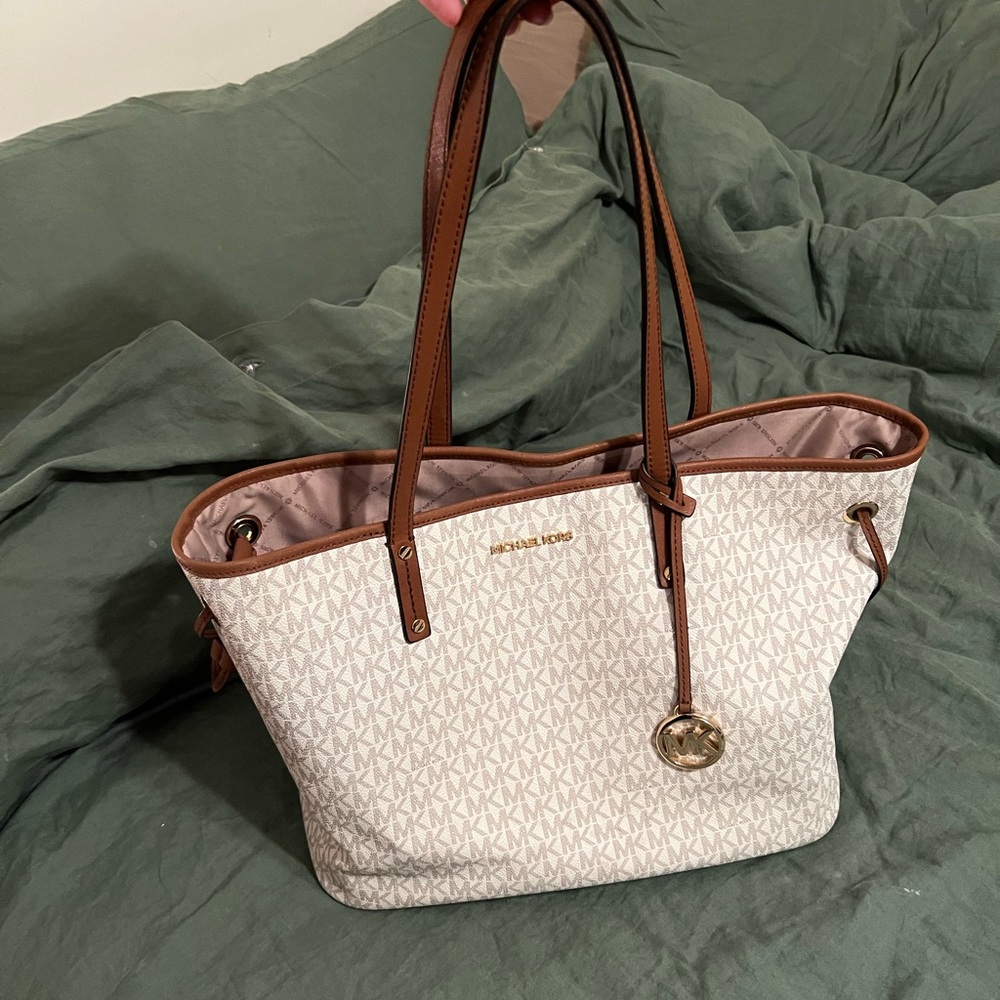 Authentic Michael Kors purse